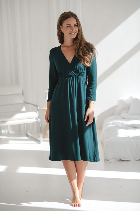 Bambusowa koszula nocna ciążowa i do karmienia Star Light 7/8 Milk&Love butelkowa zieleń– elegancka, oddychająca, idealna do szpitala