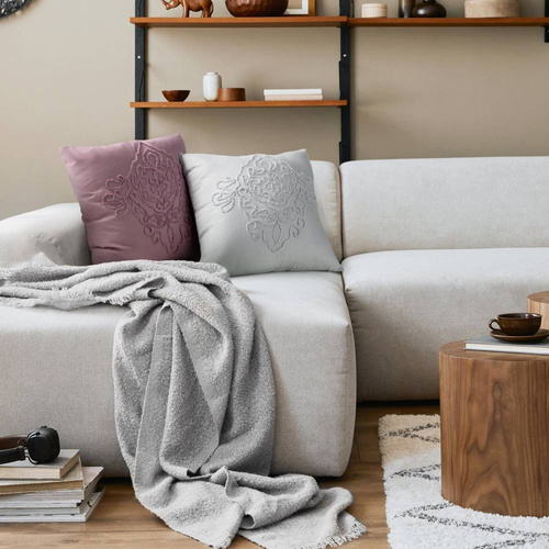 Poszewka Mira zdobiona ornamentową aplikacją Eurofirany fioletowy 