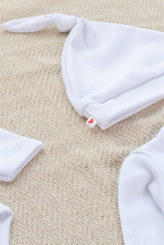 Komplet wyprawkowy Czerwone Serduszko 5 częściowy Martex