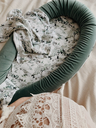 Kokon niemowlęcy Premium Night Flowers - Makaszka