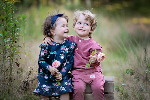 Sukienka z falbanką "Rose Bonica" Makoma