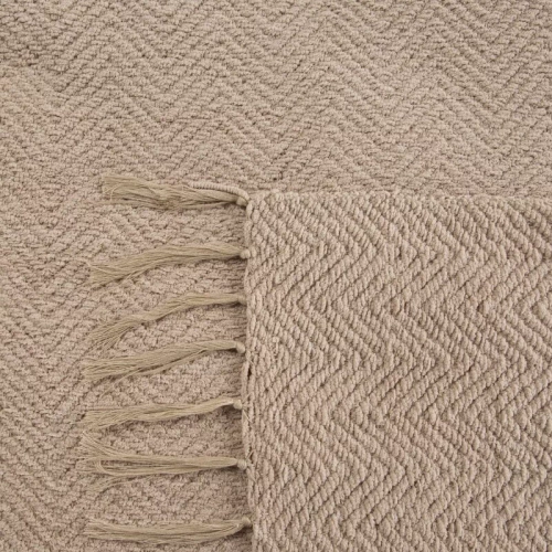 Koc narzuta z frędzlami Milo Eurofirany beżowy 