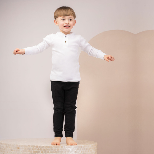 169561 Mix Spodnie dresowe Nicol - czarny