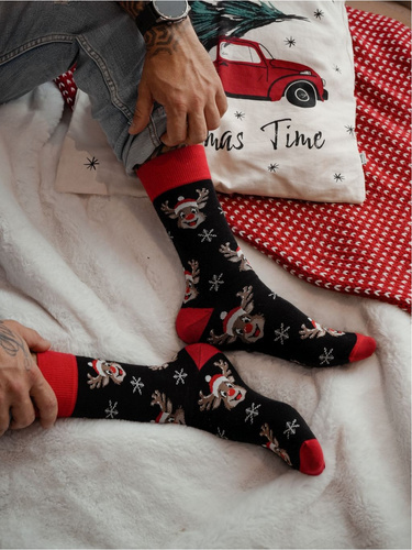 Świąteczne skarpety męskie Milena 1290-033 – Wesołe Renifery, czarny