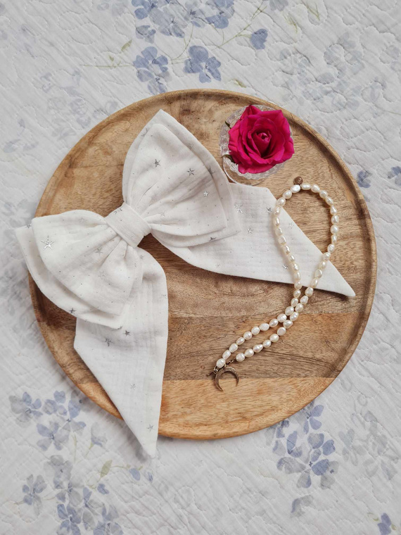 Muślinowa kokarda do włosów KMB16 Marija - biały