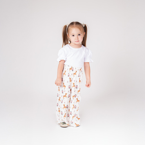 Nicol 216198 Lala – dziewczęce spodnie w sarenki i róże, lekkie i wygodne