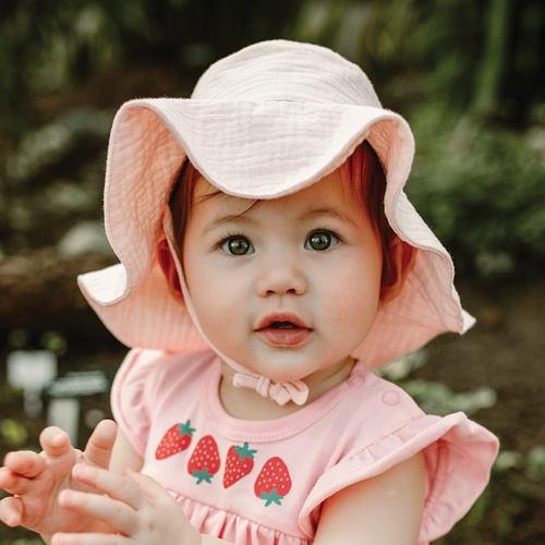 Kapelusz muślinowy Strawberry & Love Eevi- różowy
