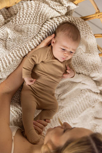 Półśpioch niemowlęcy "Natural Harmony" Makoma latte 