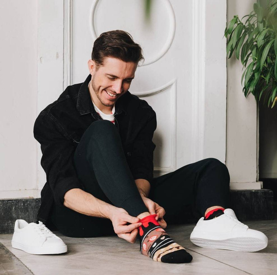 035 Zakostki Męskie Asymetryczne More - czarny 007