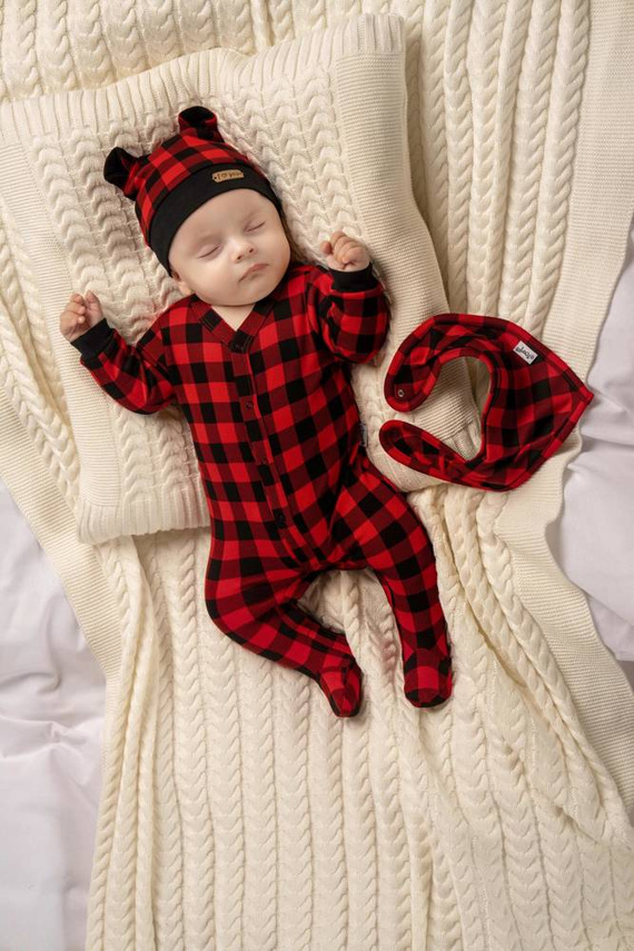 163517 Magia Świąt Pajacyk niemowlęcy Nicol - kratka: czarny, czerwony