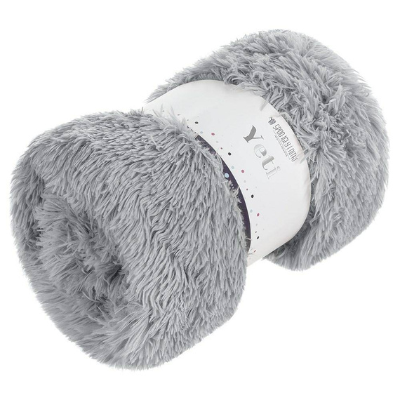 Koc narzuta włochacz futrzak fotelówka Yeti Spod Igły i Nitki pudrowy