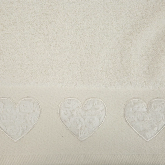 Ręcznik Kamila serca wypełnione różyczkami Eurofirany kremowy