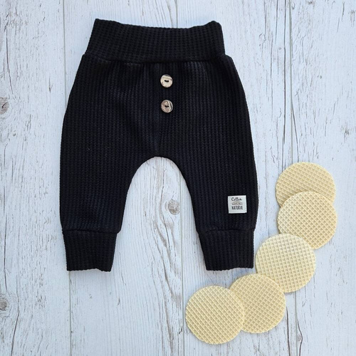 Spodnie niemowlęce dresowe "Natural Waffel" Makoma black