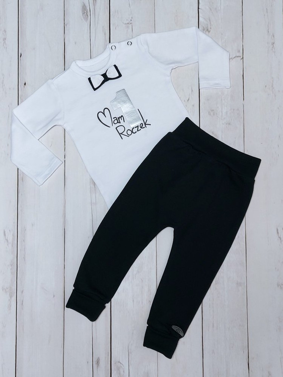 Body z długim rękawem dla chłopca "Roczek" Bambarillo - złoty