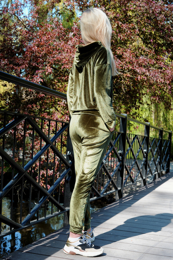 Komplet dresowy Dollien Khaki Merribel