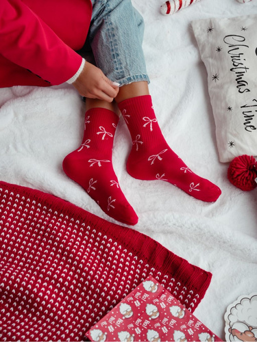 Skarpety damskie Milena 0200.198 – Kokardki, prążkowana cholewka