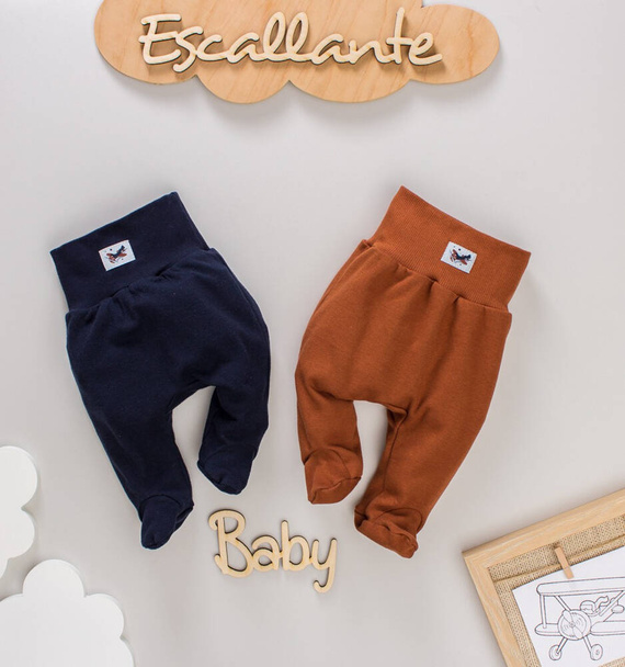 Półśpiochy z bawełny organicznej Samoloty Nini granatowy