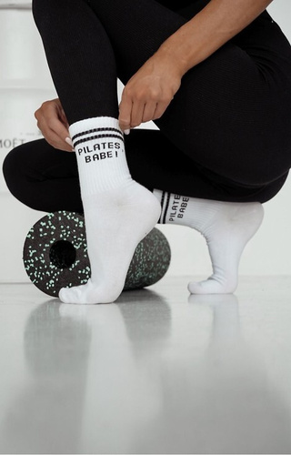 0200-189 Pilates Babe! Skarpetki damskie Milena biały  – bawełniane