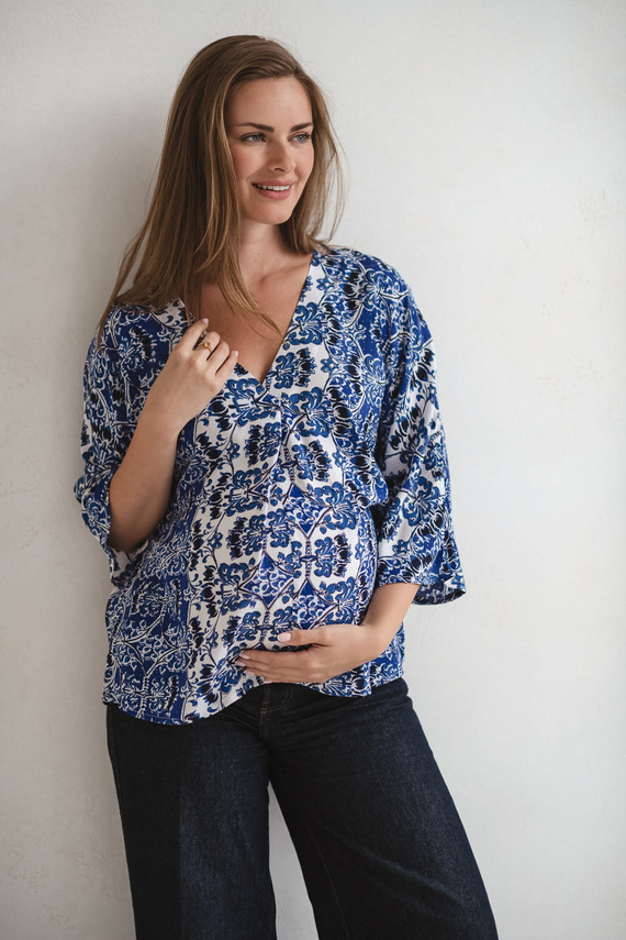 Milk&Love Bluzka ciążowa i do karmienia Bahama Mama print Azul– wiskoza, oversize, rękaw 3/4