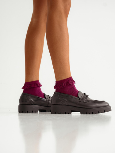 0897 Skarpety damskie z koronką Milena - bordowy