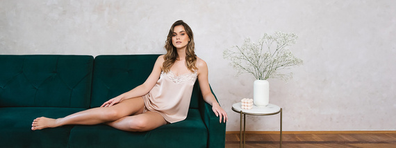 Piżama Damska wąskie ramiączko, krótkie spodenki Dotyk Italian Fashion - beżowy