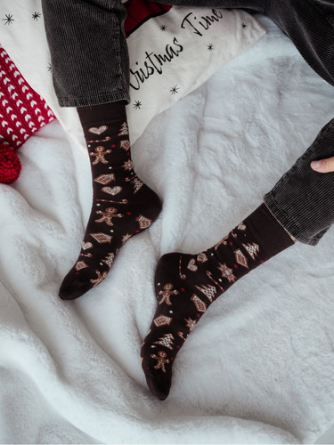 Świąteczne skarpety męskie Milena Pierniki – model 1290-037, Brązowy