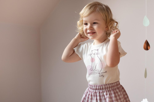 Body z krótkim rękawem Sweet Cherry Pinokio - ecru 