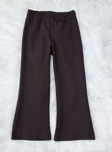 Bambarillo czekoladowy – spodnie dziewczęce dzwony, czarne, prążkowana dzianina, bawełna i elastan