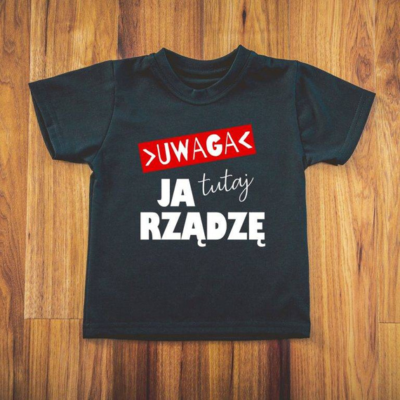 Koszulka dziecięca "Uwaga ja tutaj rządzę" Moocha biały