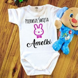 "Pierwsze Święta Wielkanocne róż"  body krótki rękaw Moocha białe