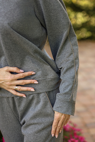 Dres damski Maio Mirale z bawełny - wygodny i stylowy komplet sportowy