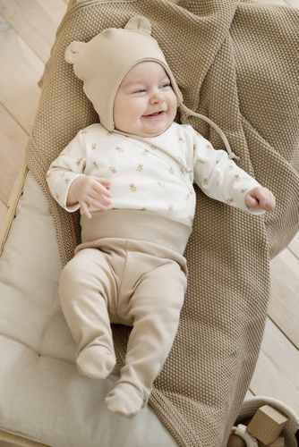 Czapka niemowlęca wiązana Lovely Day Pinokio - beżowy