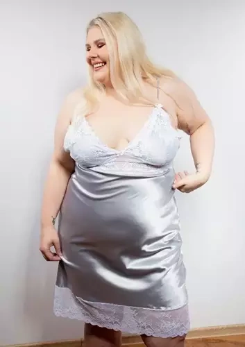 Halka satynowa Harper Plus Size DKaren srebrny