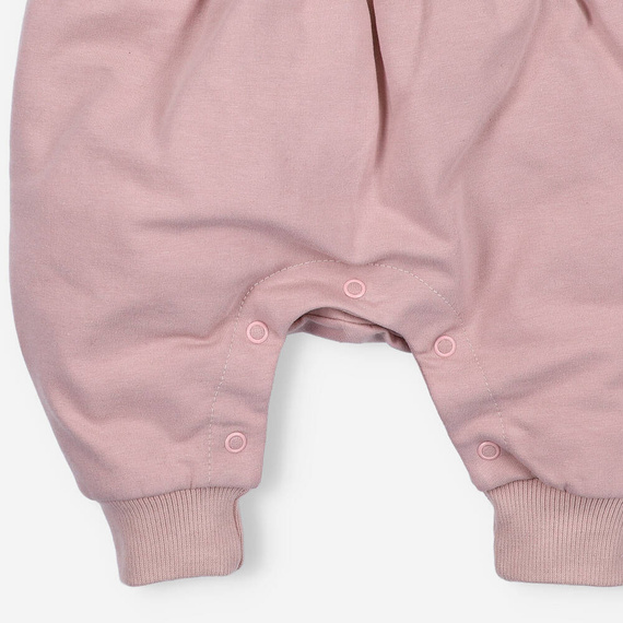 Spodnie ogrodniczki z bawełny organicznej Magic Flowers Nini różowy