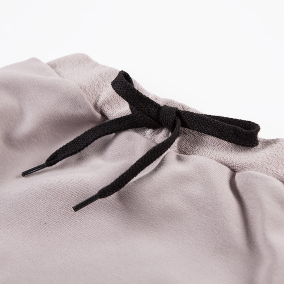 Szorty z wiązaniem Lazy Days Ewa Klucze - szary