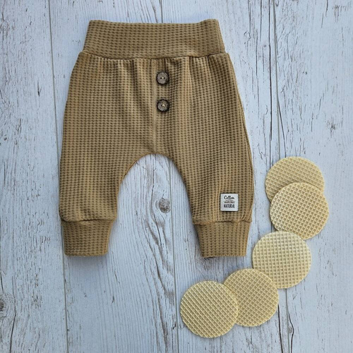 Spodnie niemowlęce dresowe "Natural Waffel" Makoma camel