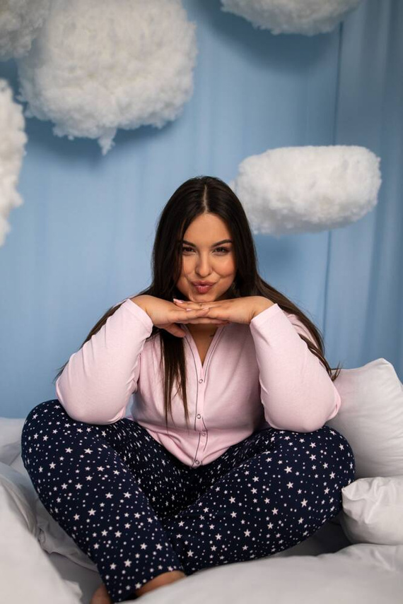 Rozpinana Piżama Damska długi rękaw, spodnie Libra Italian Fashion - różowy/druk