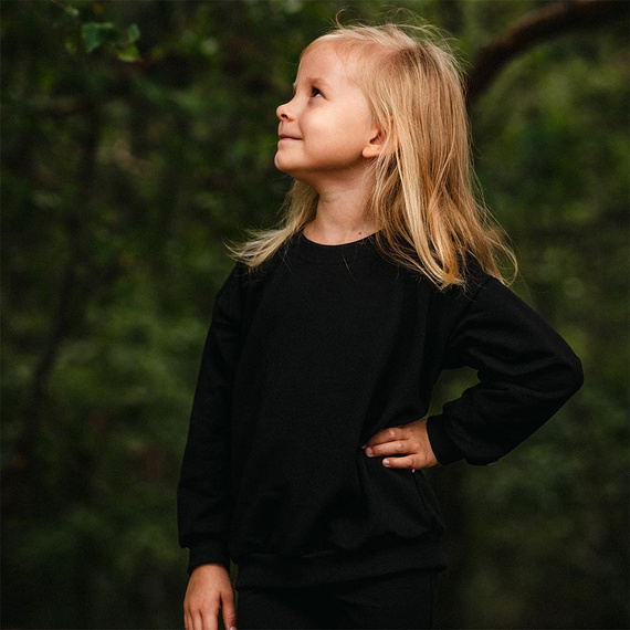 Eevi Simply Comfy czarna– stylowa bluza oversize dla dzieci z miękkiej bawełny