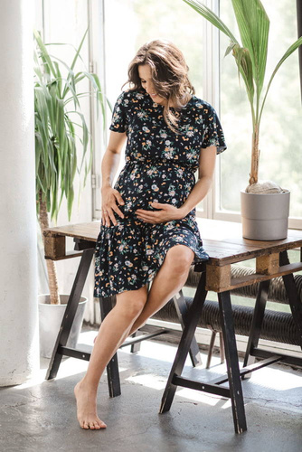 Sukienka ciążowa i do karmienia Lovely Dress Milk&Love granatowa w rumianki