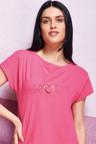 Koszula nocna damska Oxksana różowy – bawełniana, z haftem i falbanką