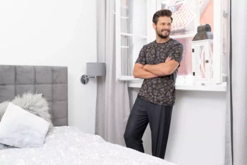 Piżama Męska z krótkim rękawem i spodenkami Pinus Italian Fashion - druk/grafit 