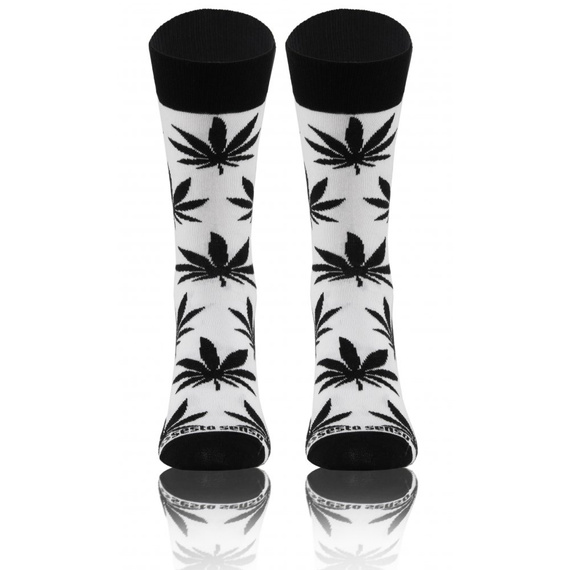 Liść Skarpety długie finest cotton dwie różne Sesto Senso czarny/biały biała góra