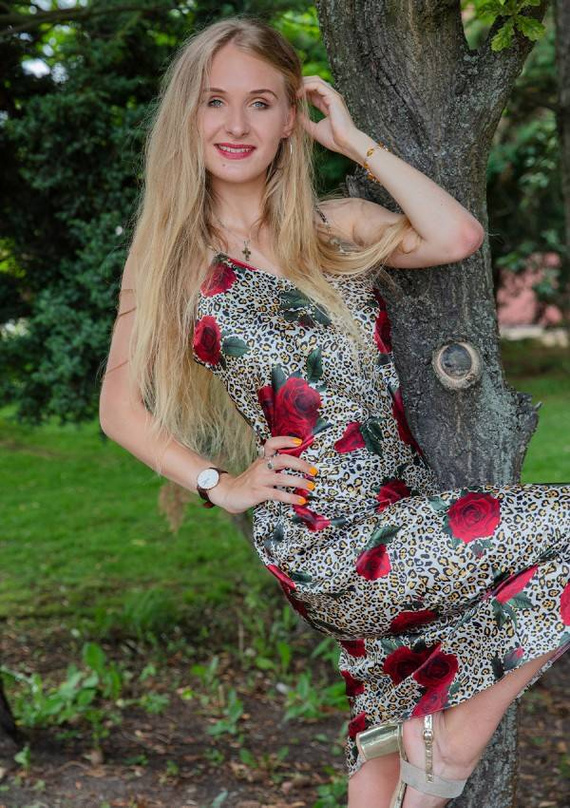 Długa halka satynowa Flowers DKaren - DK-HI6 ecru