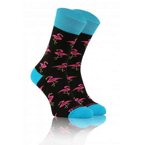 Flamingi Skarpety długie finest cotton dwie różne Sesto Senso czarny