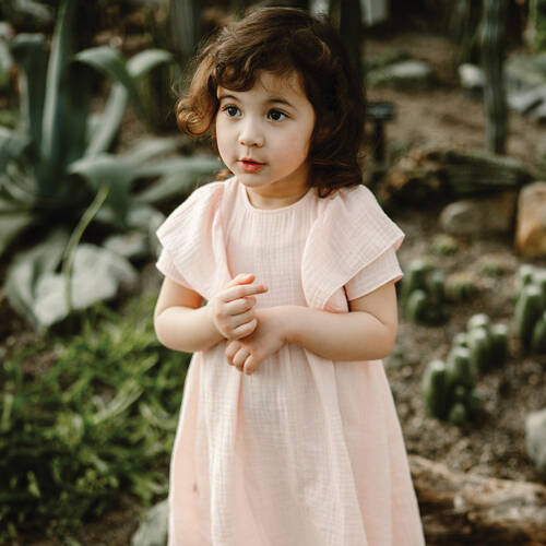 Sukienka muślinowa Strawberry & Love Eevi - jasny róż