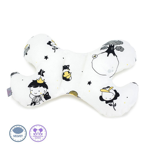 Poduszka Motylek Czerwony Kapturek Velvet - Makaszka