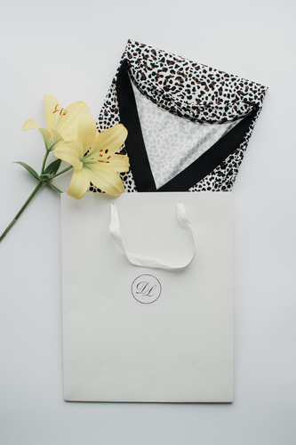 Koszula nocna damska De Lafense Kendall 853 – wiskoza, wzór panterka - ecru panterka