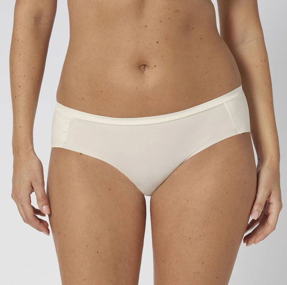 Hipster Figi Damskie Body make-up soft touch Triumph- czarny