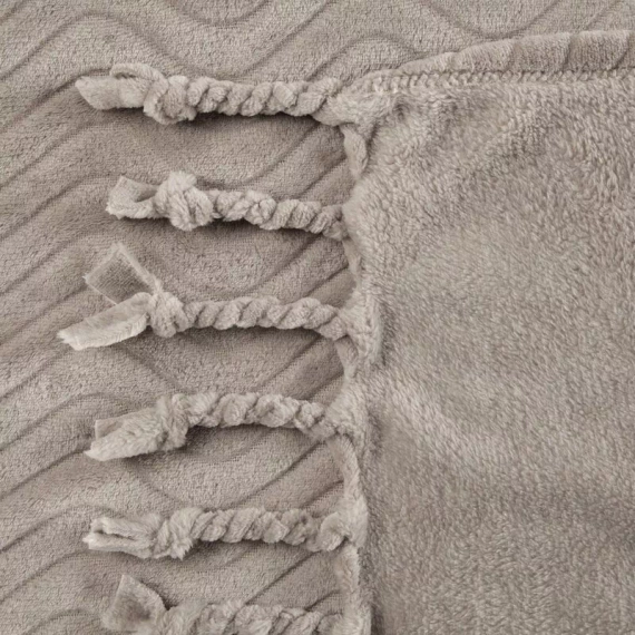 Koc narzuta z frędzlami Emma Eurofirany beżowy