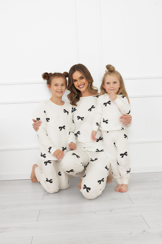 Dziewczęca piżama Figaro – bawełna, ecru, wzór kokardki Italian Fashion